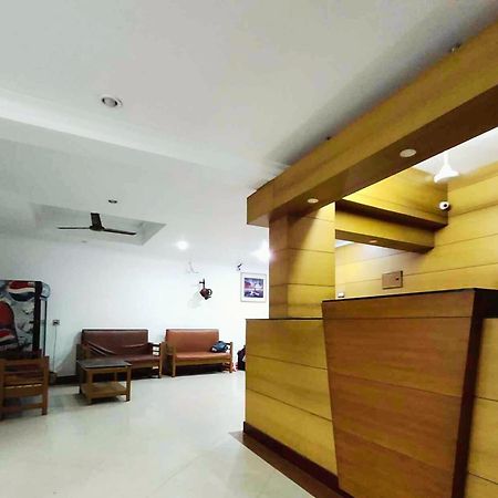 Midtown Residency Otel Kozhikode Dış mekan fotoğraf