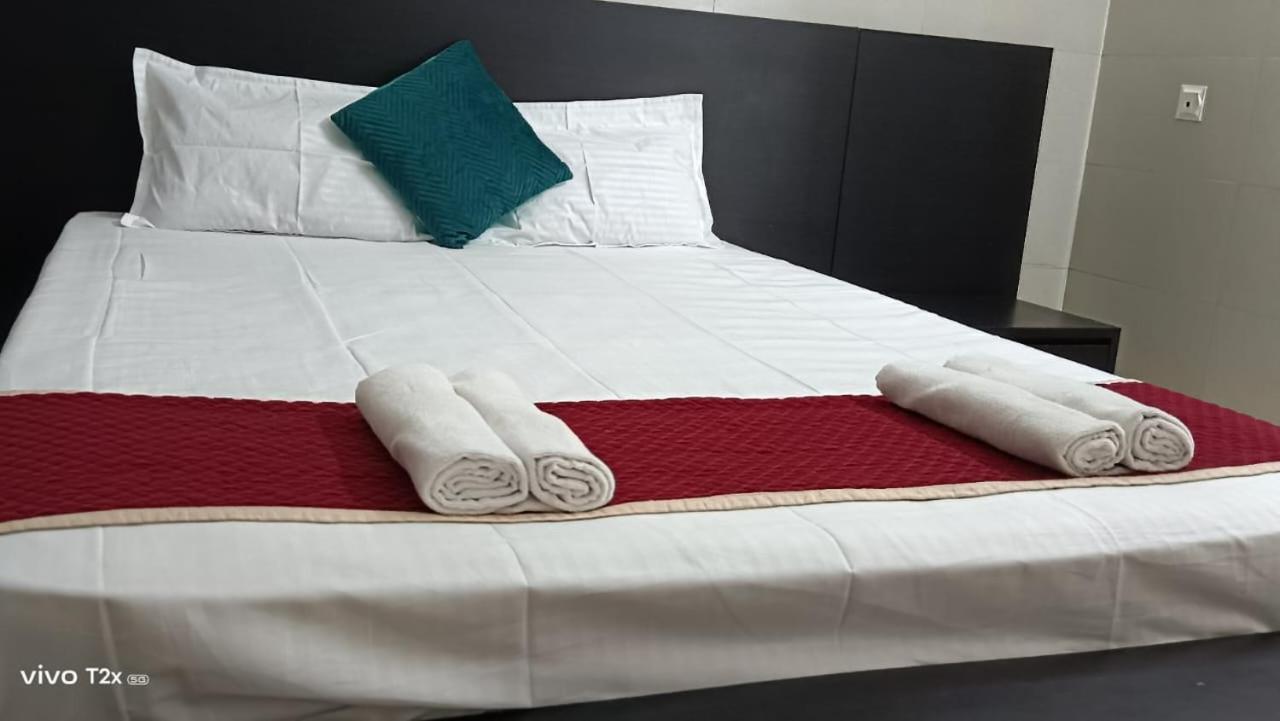 Midtown Residency Otel Kozhikode Dış mekan fotoğraf